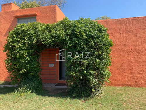 Casa En Manantiales, Balneario Buenos Aires