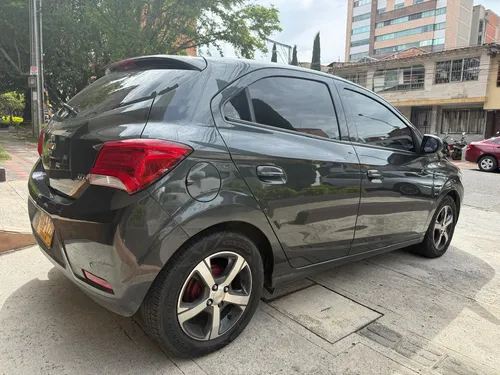 Chevrolet Onix 1.4 Ltz 5 p