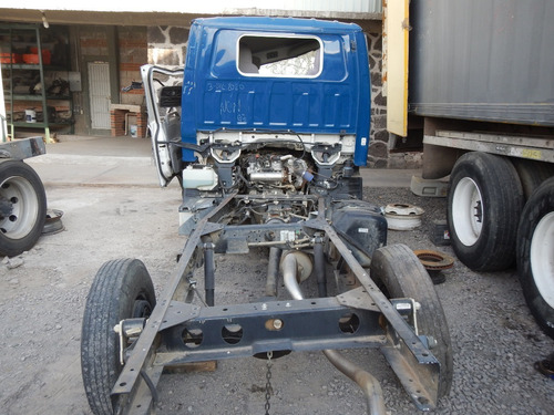 Imagen 2 de 9 de Isuzu Elf 100 2018 (por Partes)