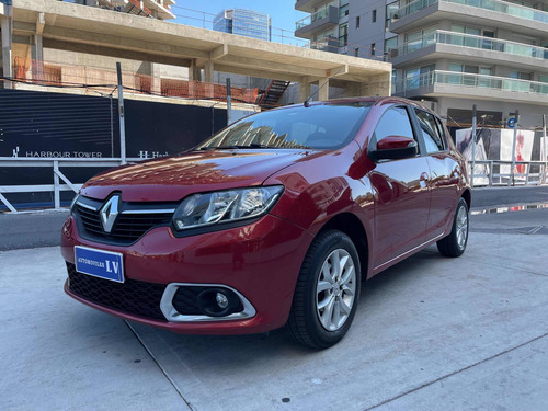 Imagen 11 de 17 de Renault Sandero 1.6 Privilege Pack 105cv