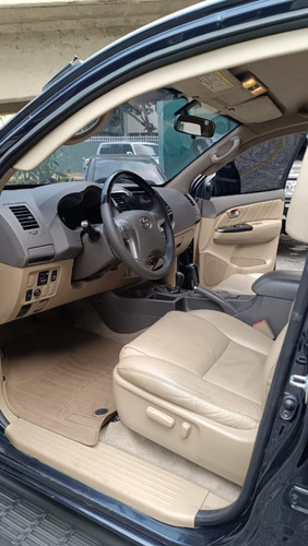 Imagen 12 de 18 de Toyota Fortuner
