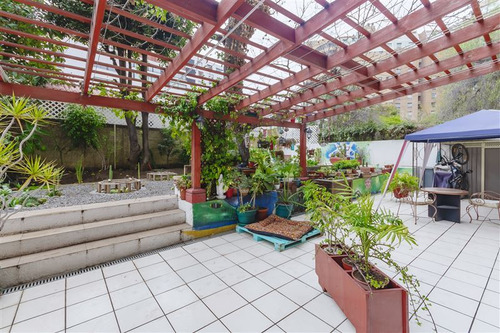 Departamento En Venta 2d/2b Jardin Propio 100m2