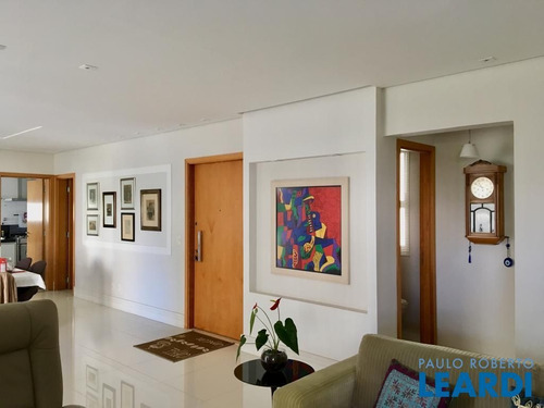 Imagem 3 de 6 de Apartamento - Tamboré - Sp - 585885