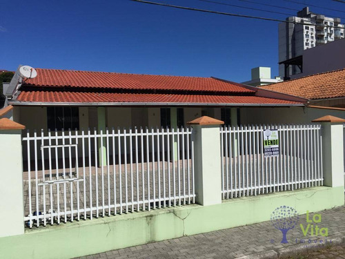 Excelente Casa À Venda, Oportunidade Para Investidores, Divididas Em 3 Quitinetes, Bairro Garcia, Próximo A Cooper. - Ca0340