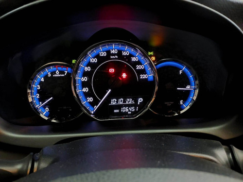 Toyota Yaris 1.3 16V FLEX XL MULTIDRIVE