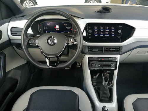 Imagen 13 de 15 de Volkswagen T-cross 2020 5p Highline L4/1.6 Aut