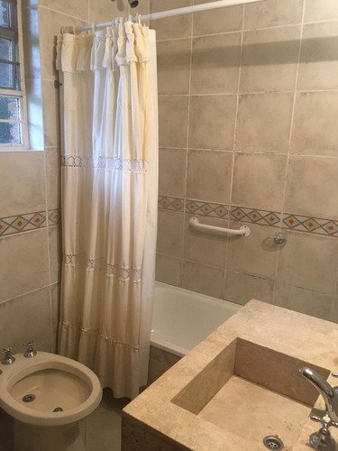 Imagen 9 de 18 de Casa En Venta 5 Ambientes Olivos