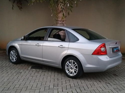 Focus Sedan 1.6 Gl Sedan 8v Flex 4p Manual