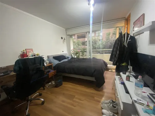 Departamento En Arriendo De 2 Dorm. En Providencia