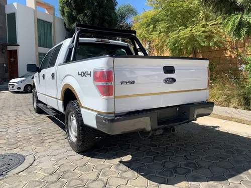 Ford F-150 XL DOBLE CABINA 4x4