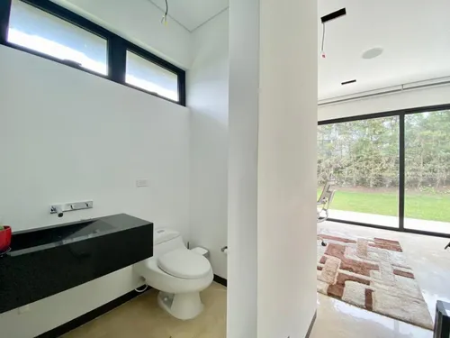 Casa En Venta En Las Palmas. Cod V11277