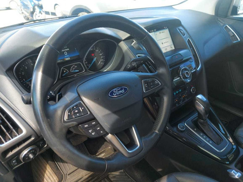 Imagem 6 de 10 de Ford Focus Sedan Fastback Titanium 2.0 Powershift