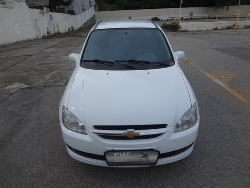 Imagem 5 de 6 de Chevrolet Classic 1.0 Mpfi Ls 8v Flex 4p Manual