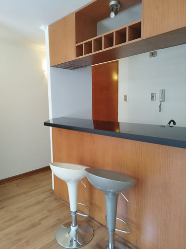 Departamento 1d1b En José Victorino Lastarria!!