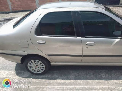 Fiat Siena 2000 1.0 6 Marchas 4p