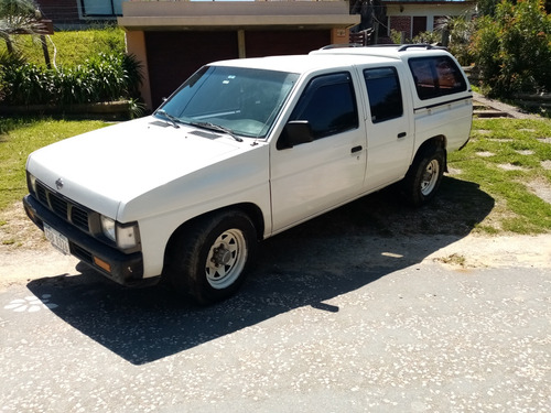 Nissan D21 Doble Cabina