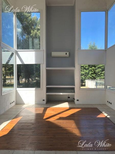 Imagen 4 de 27 de Venta - Casa En El Lauquen - Canning