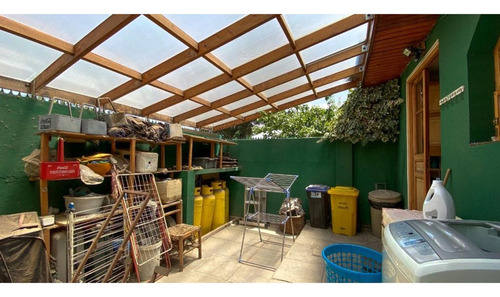 Imagen 6 de 16 de Casa En Venta En Exclusivo Sector Del Barrio San Carlos De A