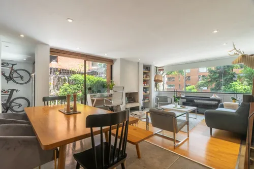 Apartamento En Arriendo En El Chicó. Cod A21461