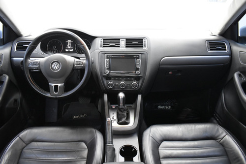 Volkswagen Vento 2.0 Sportline Dsg 2014 Rpm Moviles