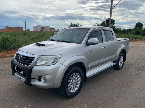 Toyota Hilux 3.0 Srv Cab. Dupla 4x4 Aut. 4p 171 hp