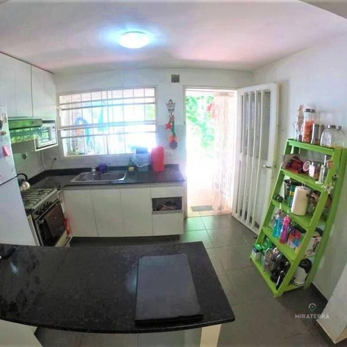 Espectacular Casa De Pasillo A La Venta.