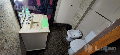 Imagen 18 de 30 de Caaguazu 7343 Excelente Casa - Liniers Con Parque