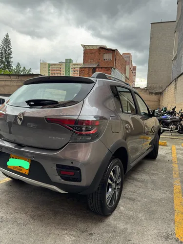 Renault Stepway 1.6 Intens Cvt