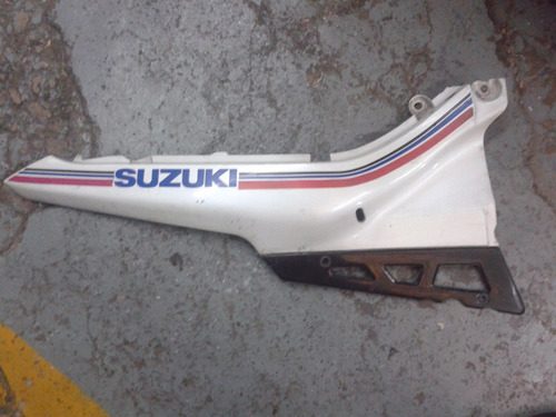 Cacha Derecha Original Suzuki Katana Gsx.
