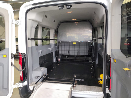 2017 Transit 5 Pasajeros Y Carga Techo Alto