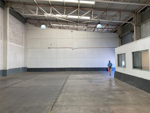 Arriendo Bodega C/ Of De 315 M2 En San Bernardo.
