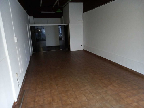 Imagen 4 de 7 de Local En Alquiler Sobre Tucuman 287, Centro.