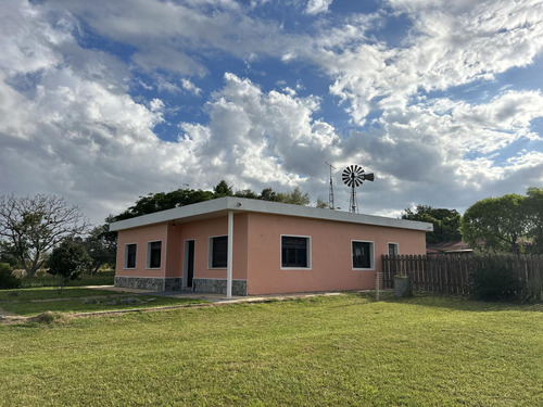 Casa En Riachuelo, Ruta 50, Dos Dormitorios 