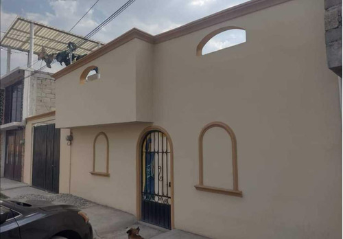 Venta De Casa En Santa Cruz Azcapotzaltongo Toluca