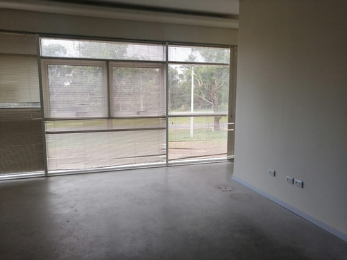 Sitio Ofrece En Alquiler Local Comercial En Ruta 39