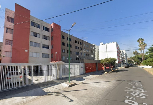 Departamento En Remate Bancario En Iztapalapa, Cdmx Mm.
