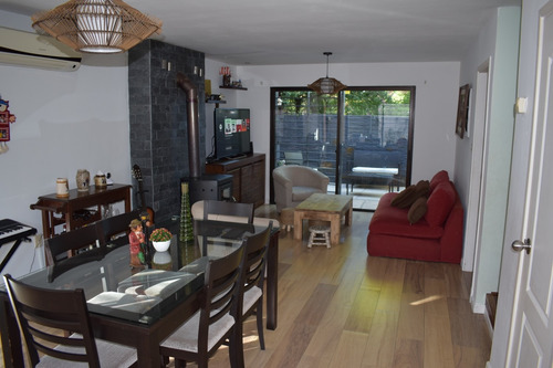 Casa En Predio Cerrado 3 Dormitorios Y 3 Baños