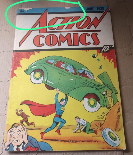 Action Comics N° 01 - Sem A Sobrecapa - Em Português - Editora Ebal - Formato 27 X 35 - Bonellihq Cx379 K23