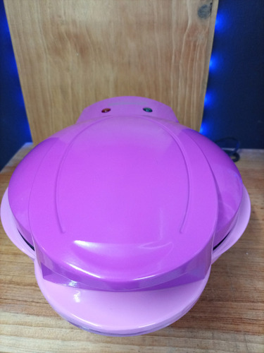 Imagen 2 de 4 de Máquina De Mini Donas Marca Brentwood
