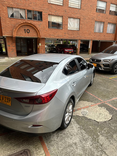 Mazda 3 Touring