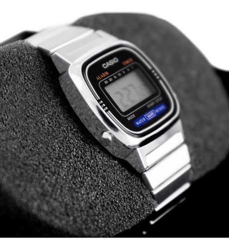 Reloj Casio Mujer La670wa-1df Color Plateado Digital 30m