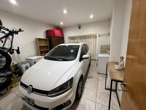 Venta De Casa En Ph 3 Ambientes En Morón Con Cochera Cubierta - Apto Crédito Hipotecario