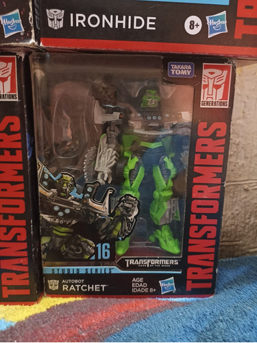 Ratchet Studio Series 16 Transformers 