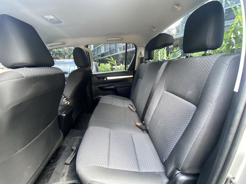 Imagen 19 de 24 de Toyota Hilux 2.4 4x4 2021