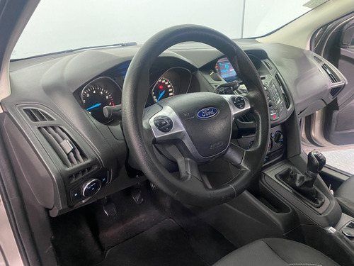 Imagen 10 de 14 de Ford Focus 3 1.6 S 5p Mt 2014-imolaautos