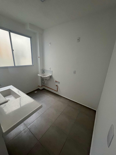 Apartamento Novíssimo, Com Área Privativa Em Parnamirim/rn
