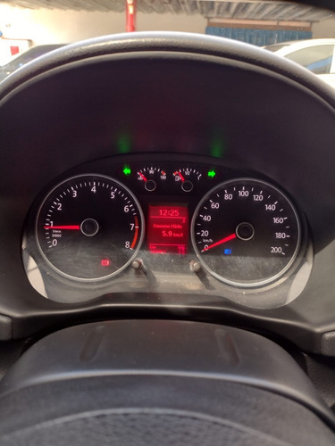Imagem 8 de 15 de Volkswagem Gol 1.0 Track 2014 Completo Com Rodas