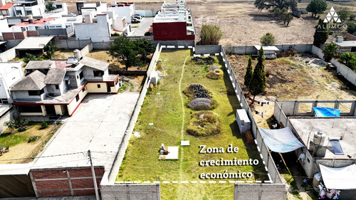 Terreno En Venta En Cuautlancingo. 1,030 En Una Cerrada, Cuanta Con Todos Los Servicios