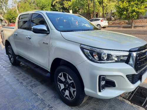 Imagen 5 de 20 de Toyota Hilux 2019 2.8 Cd Srx 177cv 4x4 At