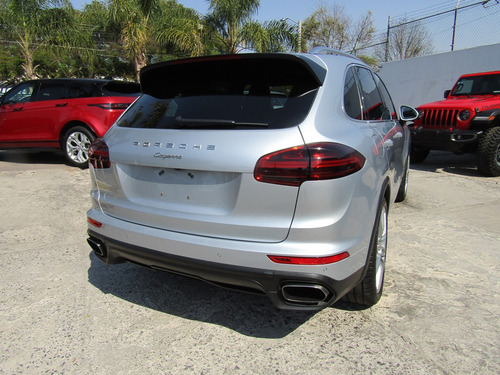 Porsche Cayenne 4.2 Diesel S At
